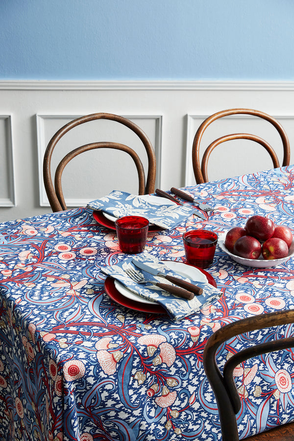 Utopia Goods Gum Blue Tablecloth Set with Golden Wattle Blue Napkins