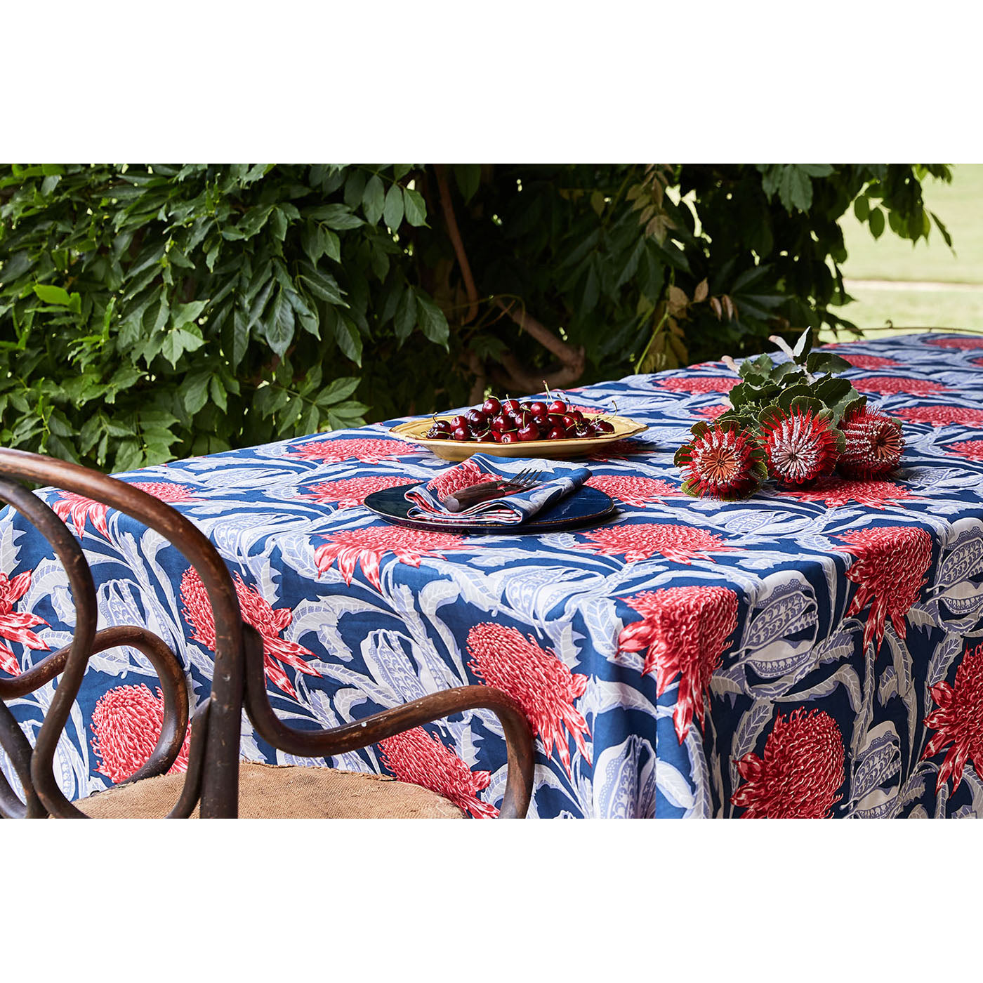 State of Waratah Heritage Napkin Set (2)