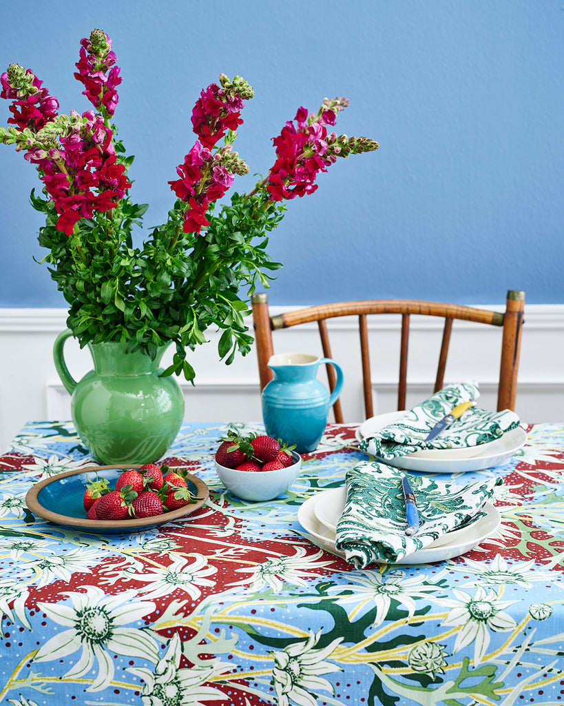 https://utopiagoods.com/cdn/shop/files/UtopiaGoods-Tablecloth-FlannelFlower-BlueTablecloth-GrevilleaGreenWhite-Napkin-Foral-AustralianNative024_1024x1024.jpg?v=1695369463